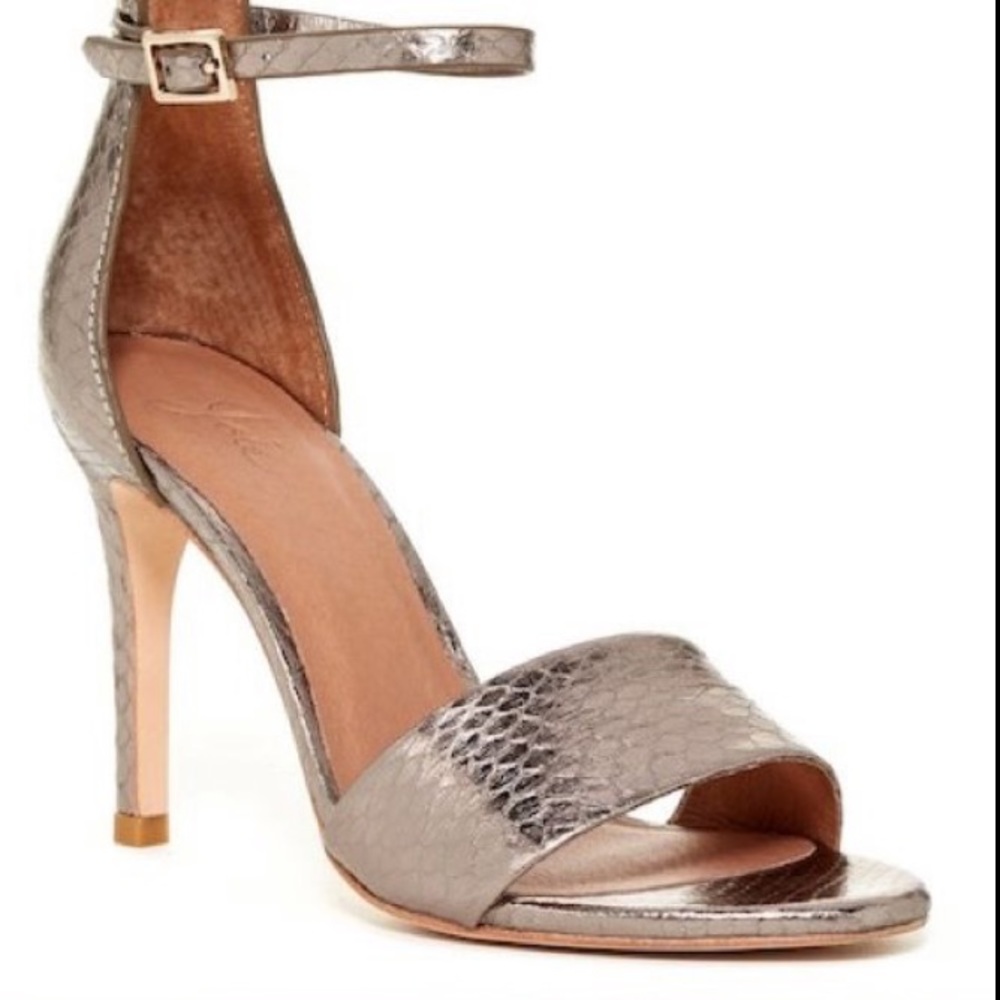 Joie Heels